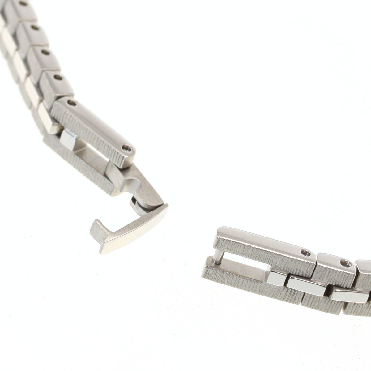 シチズン キー CITIZEN Kii: エコドライブ ソーラー 腕時計 レディース ラウンドメタルブレス EG2981-57A