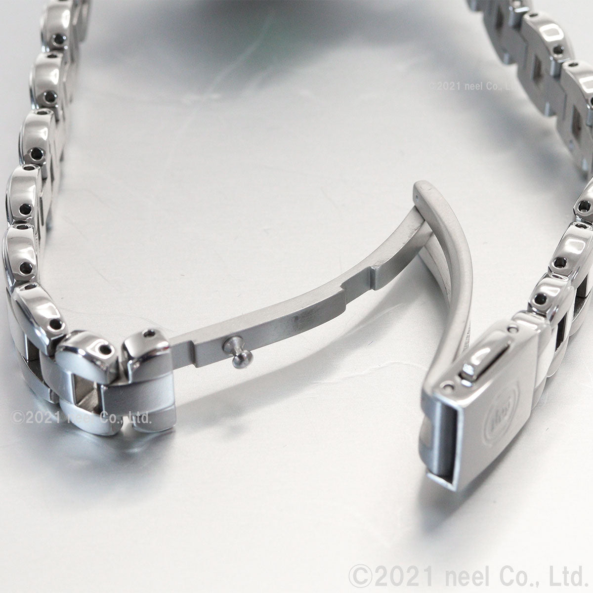 シチズン エクシード CITIZEN EXCEED エコドライブ 電波時計 ティタニア ハッピーフライト レディース 腕時計 ES9470-50A