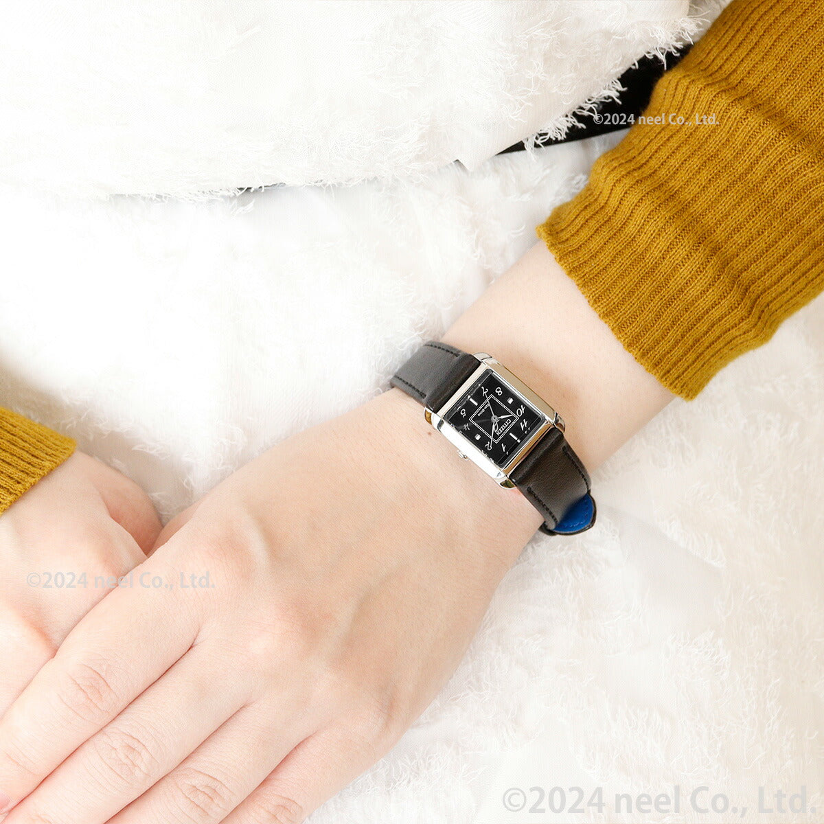 シチズン エル CITIZEN L エコドライブ 腕時計 レディース EW5600-10E SQUARE Collection