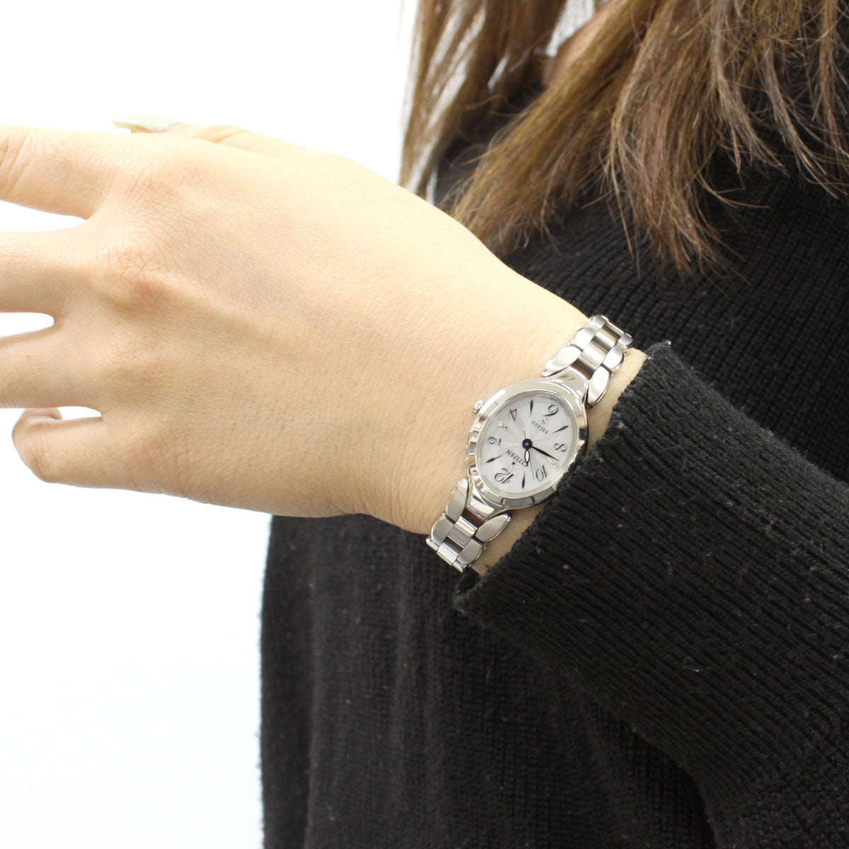 シチズン エクシード CITIZEN EXCEED エコドライブ ソーラー 腕時計 レディース チタンブレスオーバル EX2040-55A【シチズン エクシード】【正規品】【送料無料】