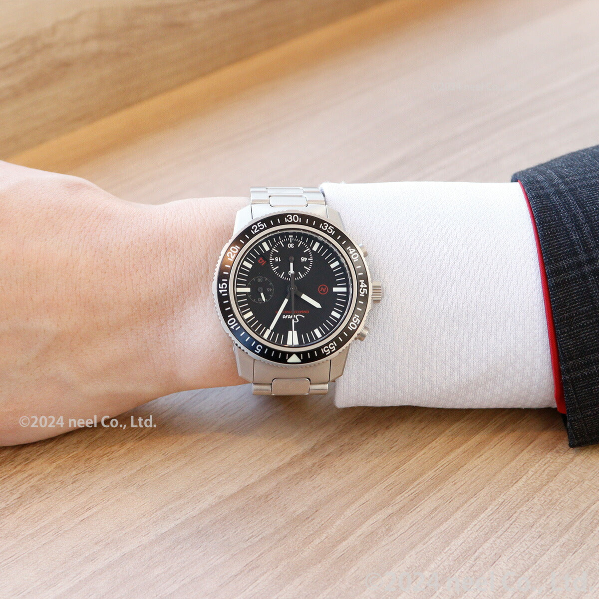 Sinn ジン EZM13.1 自動巻き 腕時計 メンズ Diving Watches ダイバーズウォッチ ステンレスバンド ドイツ製【60回分割手数料無料!】