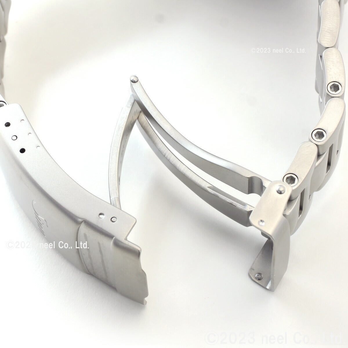 Sinn ジン EZM3 自動巻き 腕時計 メンズ Diving Watches ダイバーズウォッチ ステンレスバンド ドイツ製【60回分割手数料無料!】