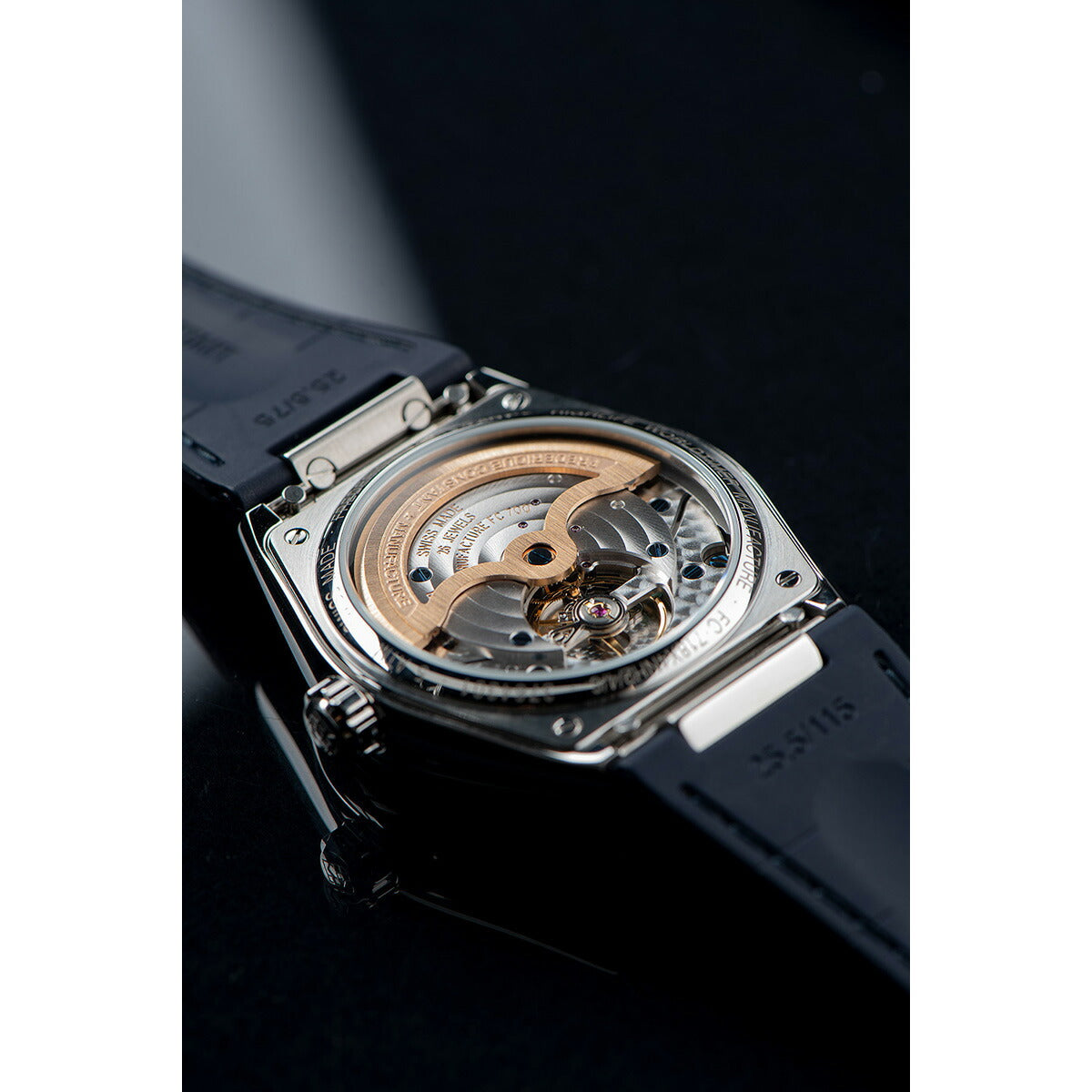 フレデリック・コンスタント FREDERIQUE CONSTANT ハイライフ ワールドタイマー マニュファクチュール FC-718N4NH6B 腕時計 メンズ フレデリックコンスタント【60回分割手数料無料!】