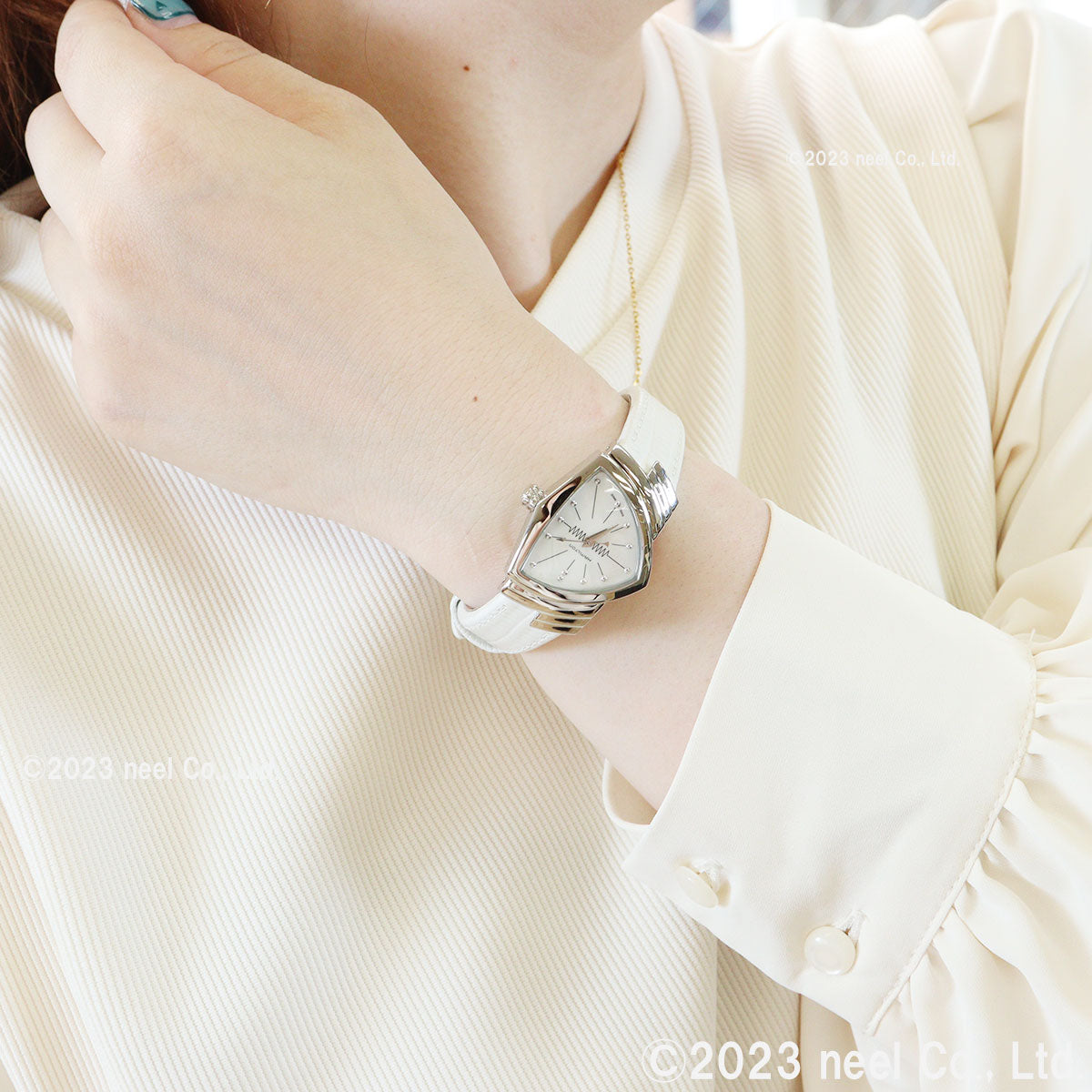 ハミルトン HAMILTON ベンチュラ クォーツ H24211852 腕時計 レディース VENTURA QUARTZ【正規品】【60回分割手数料無料!】