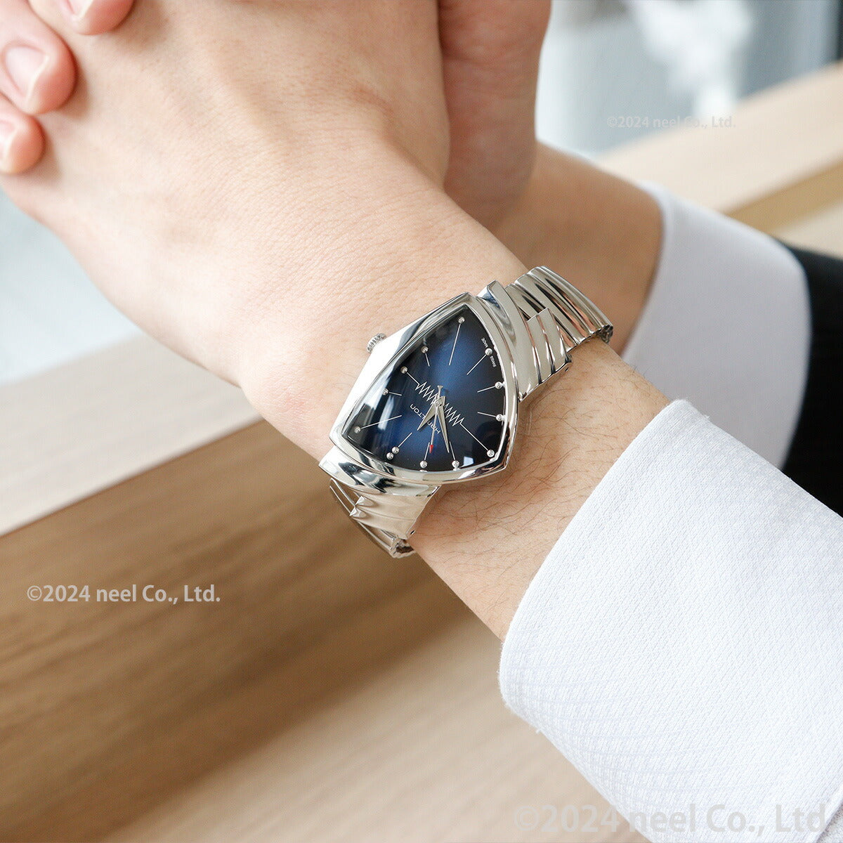 ハミルトン HAMILTON ベンチュラ クォーツ ブルー エルビス H24411142 腕時計 メンズ レディース VENTURA QUARTZ【正規品】【60回分割手数料無料!】