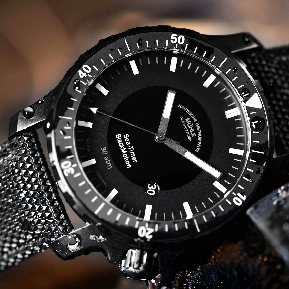 ミューレ・グラスヒュッテ Muhle Glashutte Sea-Timer BlackMotion 44mm 自動巻き メンズ 腕時計 M1-41-83-NB ドイツ製【正規品】【60回分割手数料無料!】
