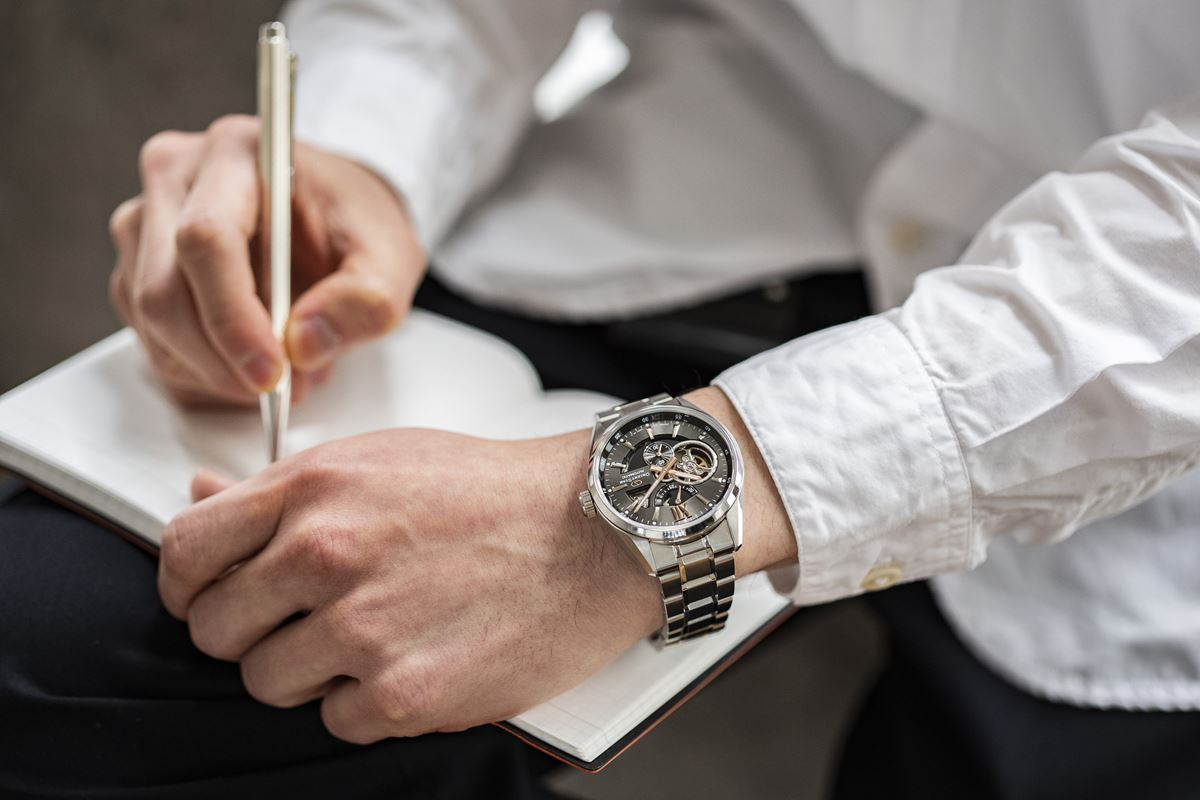 オリエントスター ORIENT STAR 腕時計 メンズ 自動巻き 機械式 コンテンポラリー CONTEMPORALY モダンスケルトン RK-AV0005N