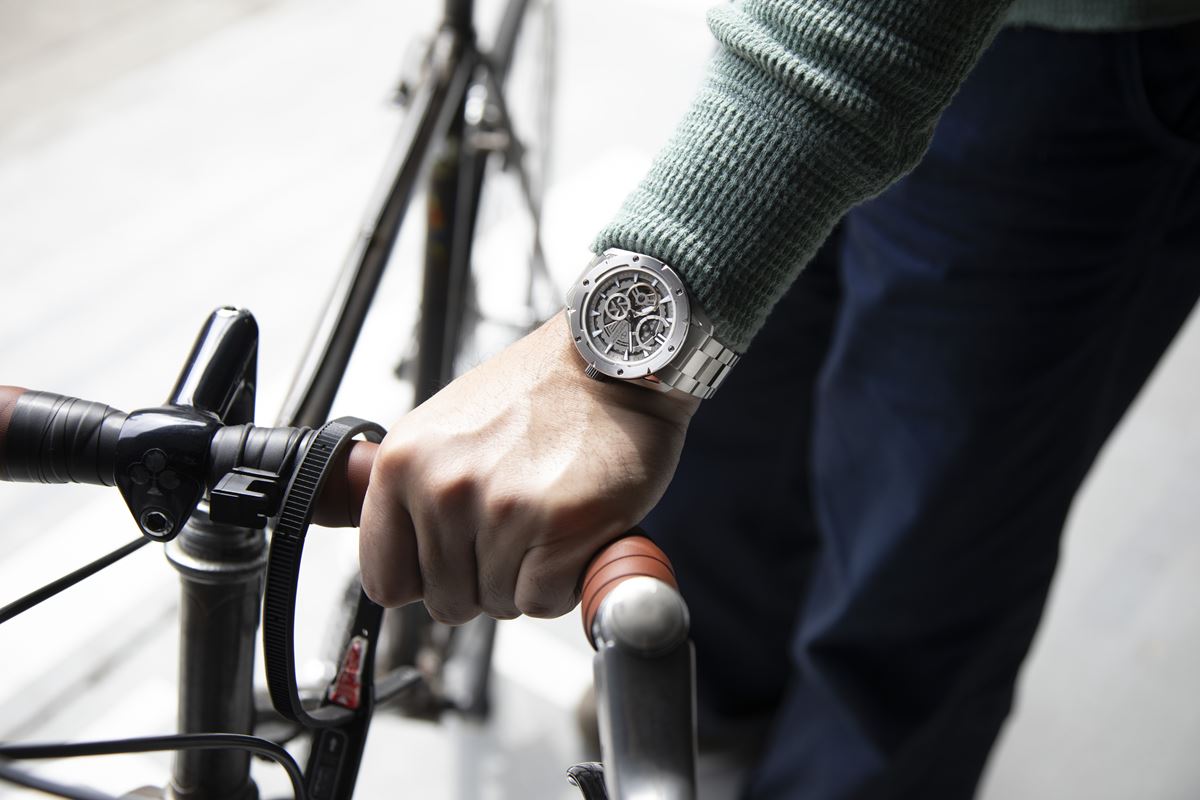 オリエントスター ORIENT STAR アバンギャルドスケルトン 腕時計 メンズ 自動巻き 機械式 スポーツ RK-AV0A02S