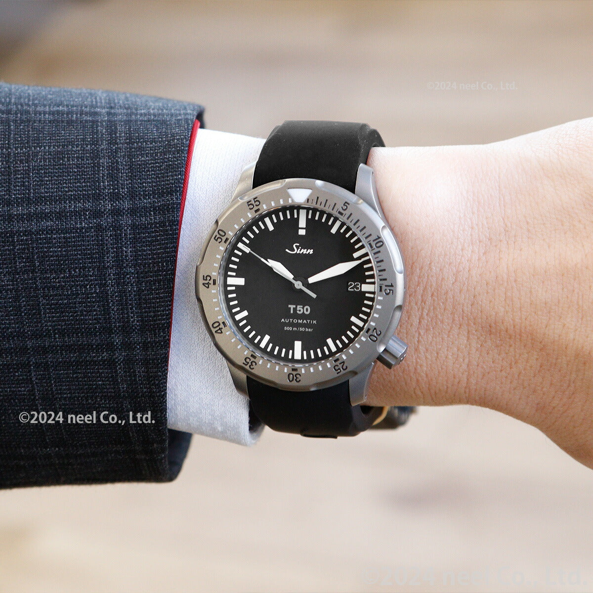 Sinn ジン T50 自動巻き 腕時計 メンズ Diving Watches ダイバーズウォッチ シリコンストラップ ブラック ドイツ製【60回分割手数料無料!】