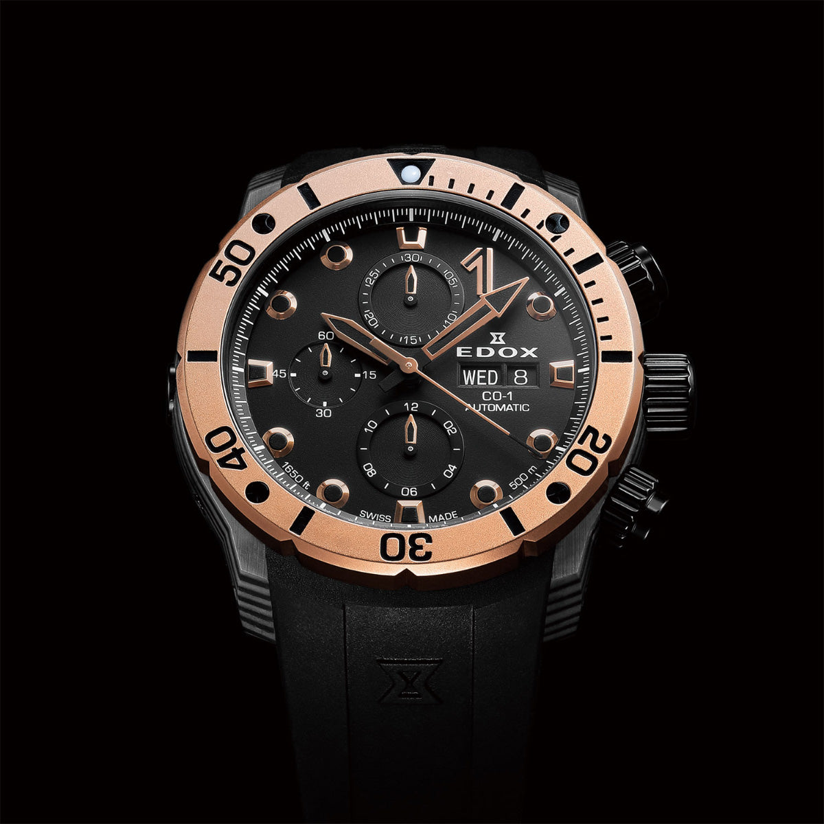 エドックス EDOX クロノオフショア1 カーボン クロノグラフ オートマティック 腕時計 メンズ 自動巻き 01125-CLN5N-NIR CHRONOFFSHORE-1【60回分割手数料無料！】