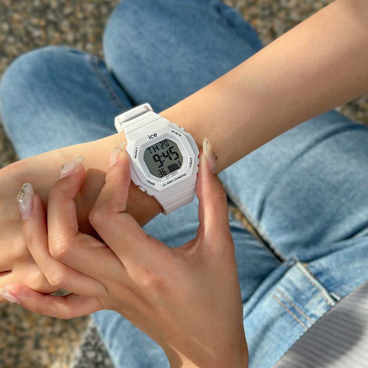 アイスウォッチ ICE-WATCH 腕時計 メンズ レディース アイスデジット ウルトラ ICE digit ultra ホワイト 022093