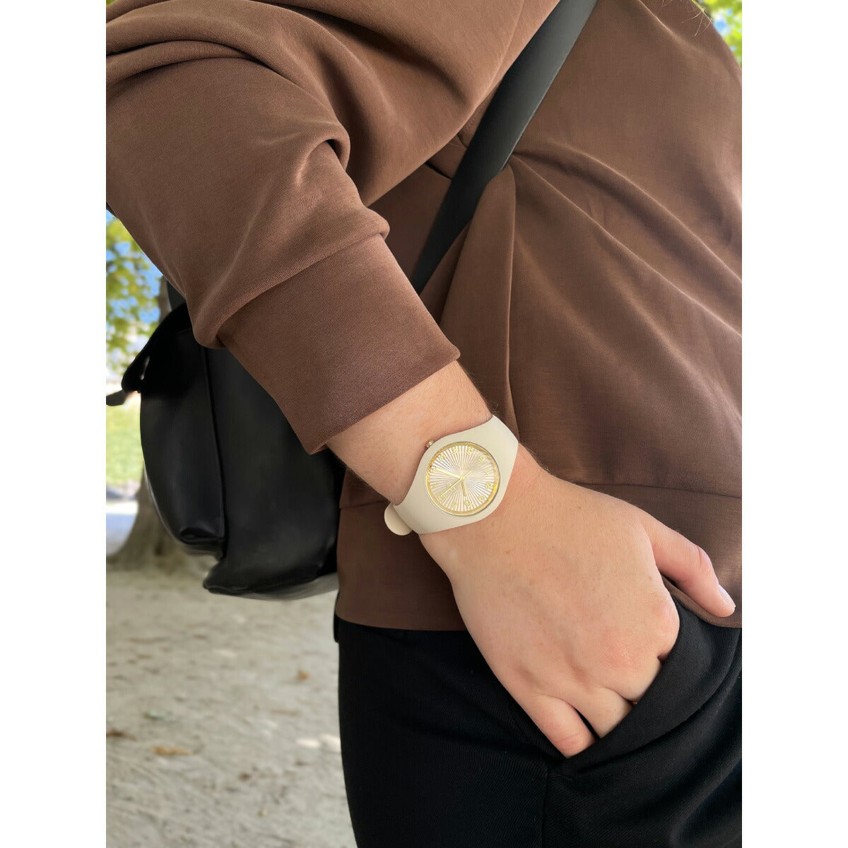 アイスウォッチ ICE-WATCH 腕時計 メンズ レディース アイスシャンパーニュ ICE champagne アーモンドスキン スモール＋ 025251