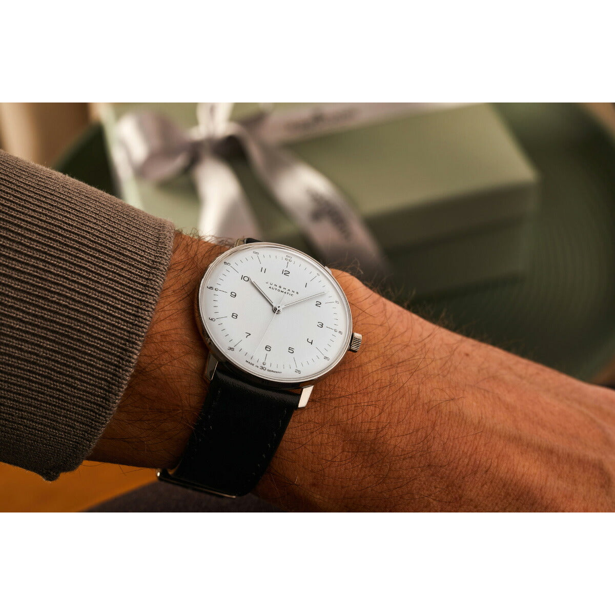 ユンハンス JUNGHANS Max Bill by Junghans Automatic マックス