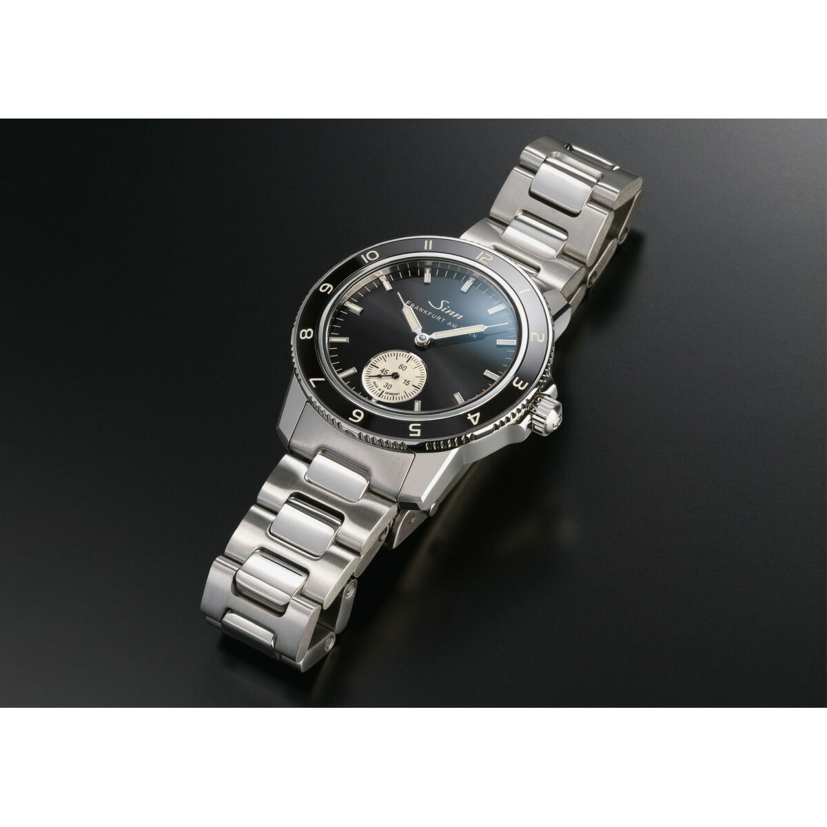 Sinn ジン 104 Classic 12 自動巻 腕時計 Pilot Watches パイロットウォッチ ファインアジャスト付きブレスレット ドイツ製【2025 新作】【60回分割手数料無料！】