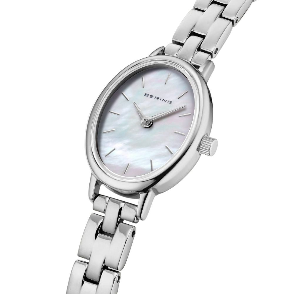 ベーリング BERING 腕時計 レディース クラシック オーバルリンク シルバー Ladies Unisex Classic Oval Link 11020-704