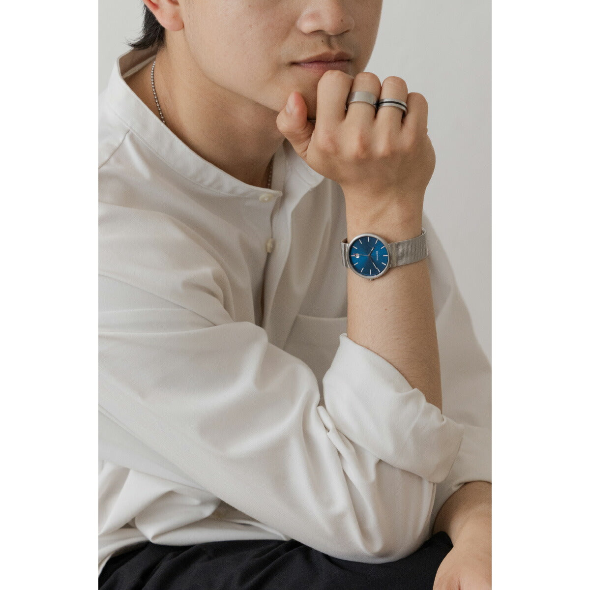 ベーリング BERING 腕時計 クラシック スカンジナビアン カービングメッシュ ブルー Unisex Classic Curving Mesh Blue 11035-007【2025 新作】