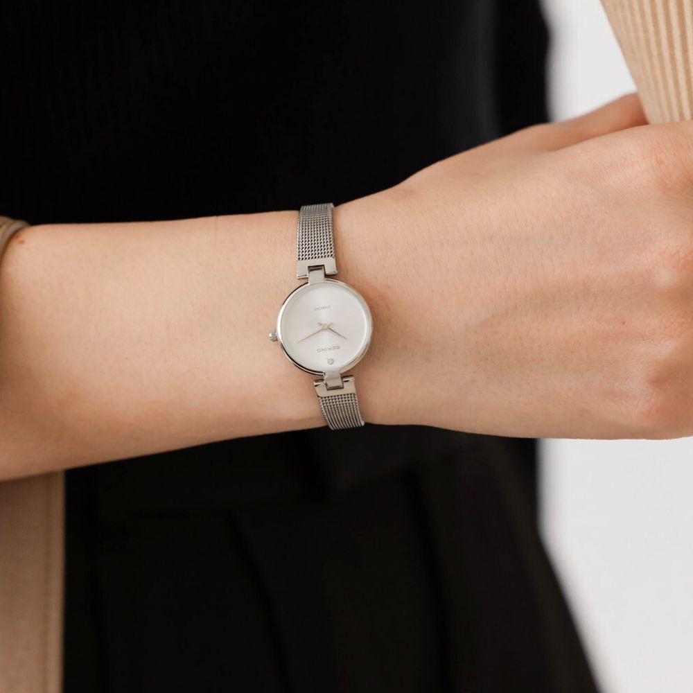 ベーリング BERING 腕時計 レディース クラシック ダイヤモンド シルバー Ladies Watch Classic Diamond Silver 17724-000【2026 新作】