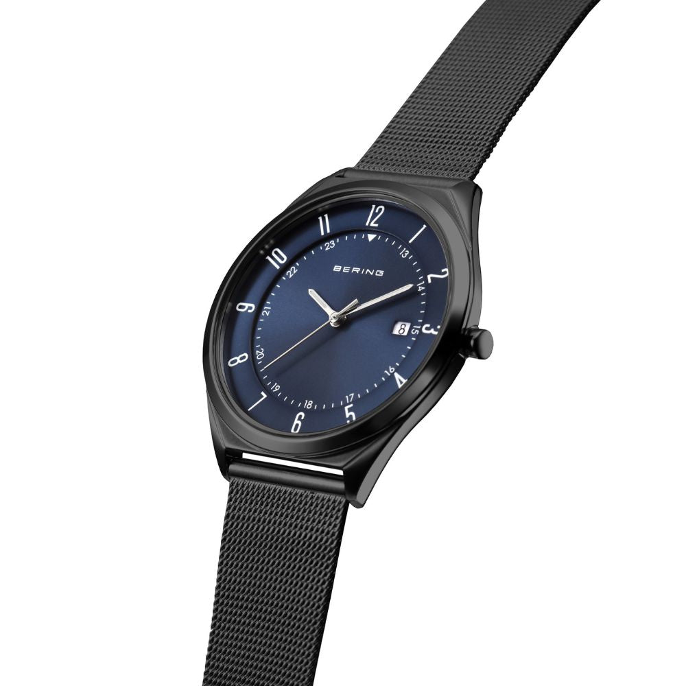 ベーリング BERING 腕時計 メンズ ウルトラスリム メッシュベルト ブルー×ブラック Mens Unisex Ultra Slim 18738-227【2025 新作】