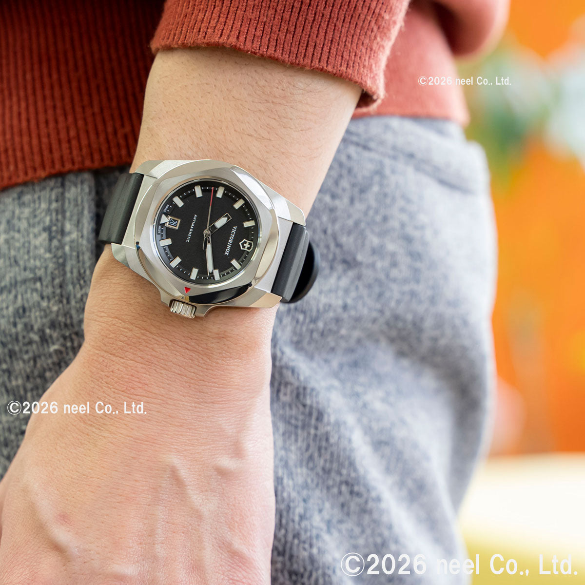 ビクトリノックス VICTORINOX イノックス クォーツ I.N.O.X. Quartz 腕時計 メンズ 242028