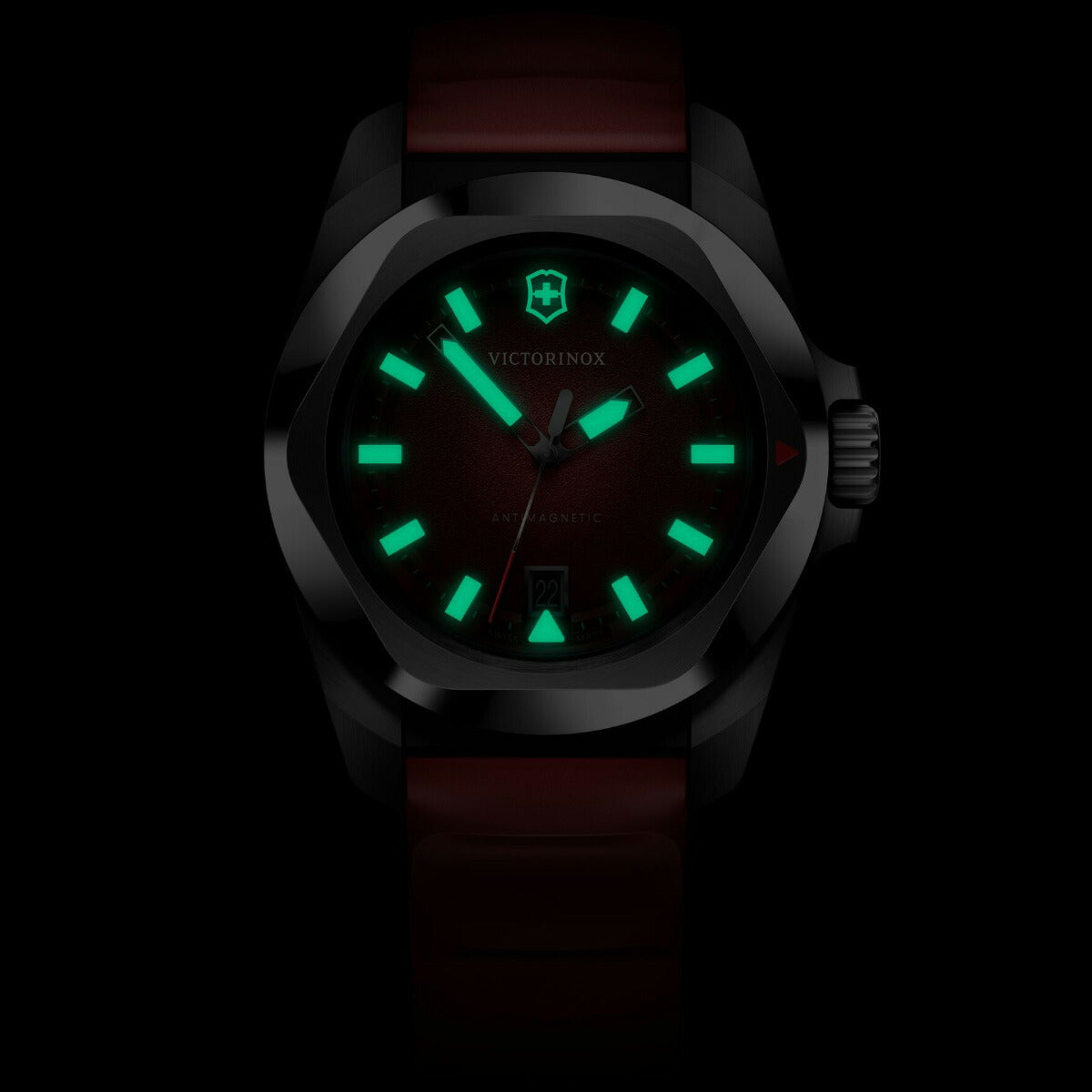ビクトリノックス VICTORINOX イノックス クォーツ I.N.O.X. Quartz 腕時計 メンズ 242029