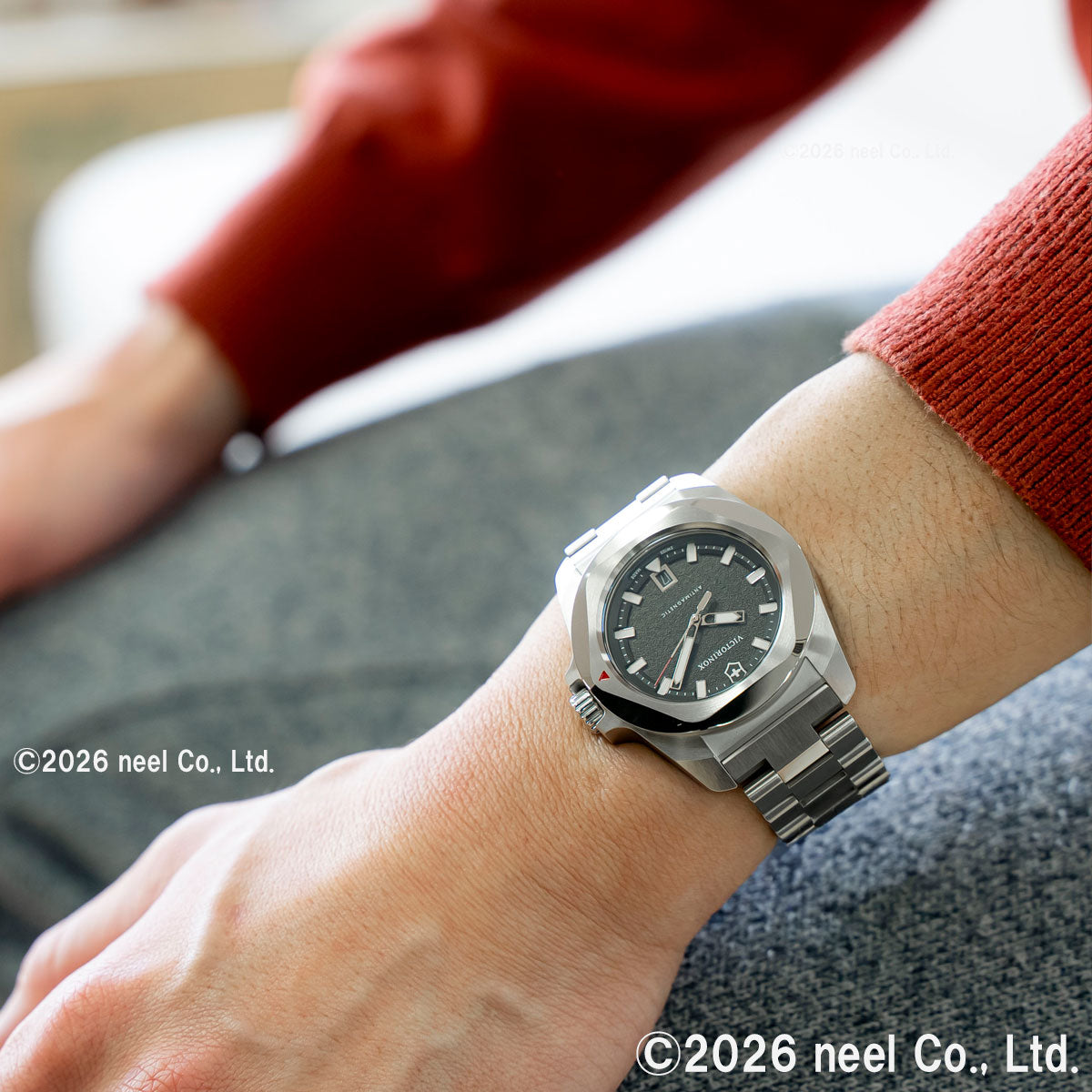 ビクトリノックス VICTORINOX イノックス クォーツ I.N.O.X. Quartz 腕時計 メンズ 242030