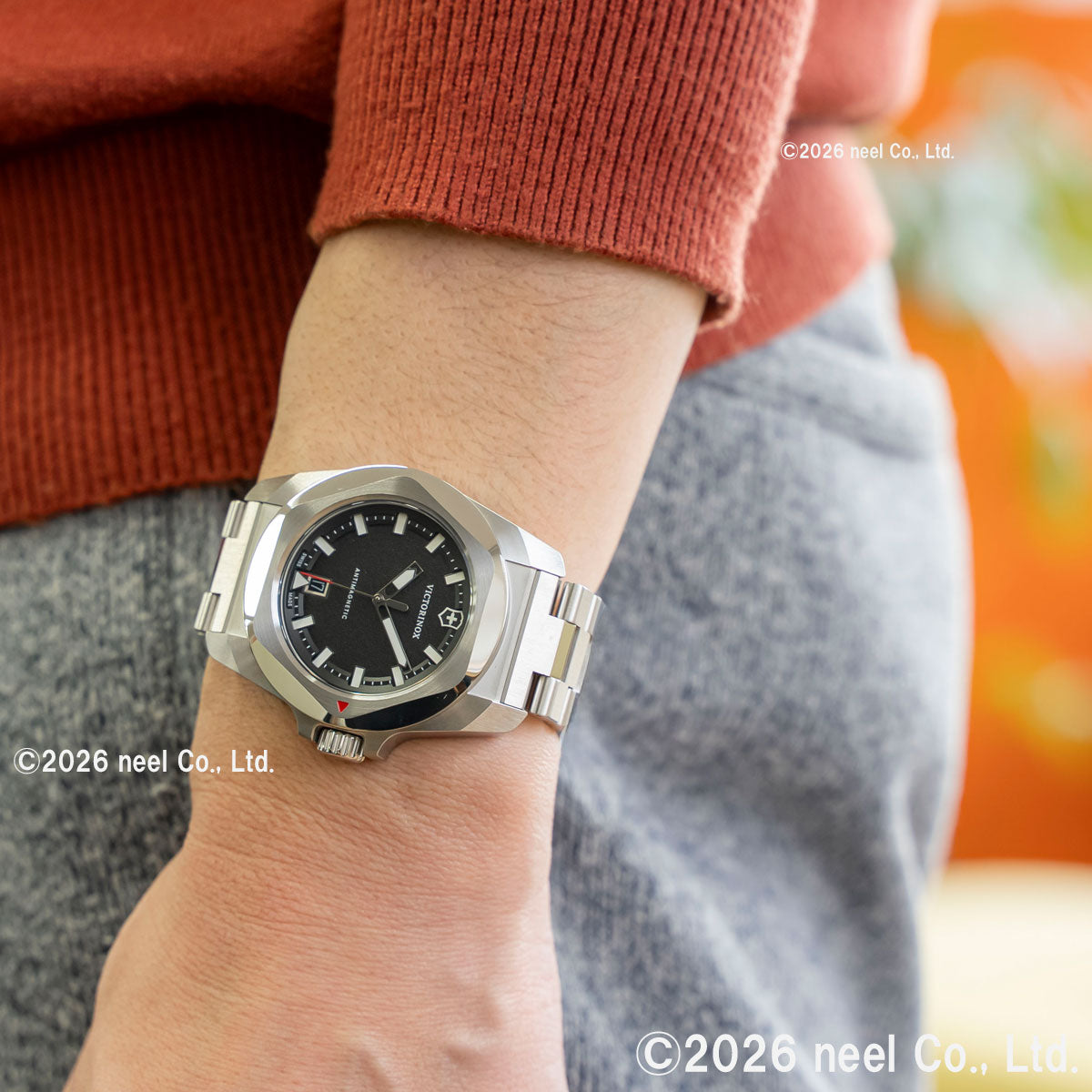 ビクトリノックス VICTORINOX イノックス クォーツ I.N.O.X. Quartz 腕時計 メンズ 242030