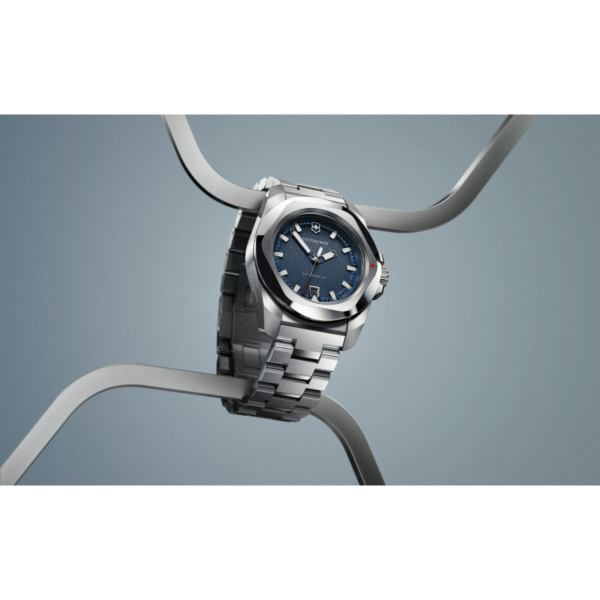 ビクトリノックス VICTORINOX イノックス クォーツ I.N.O.X. Quartz 腕時計 メンズ 242031