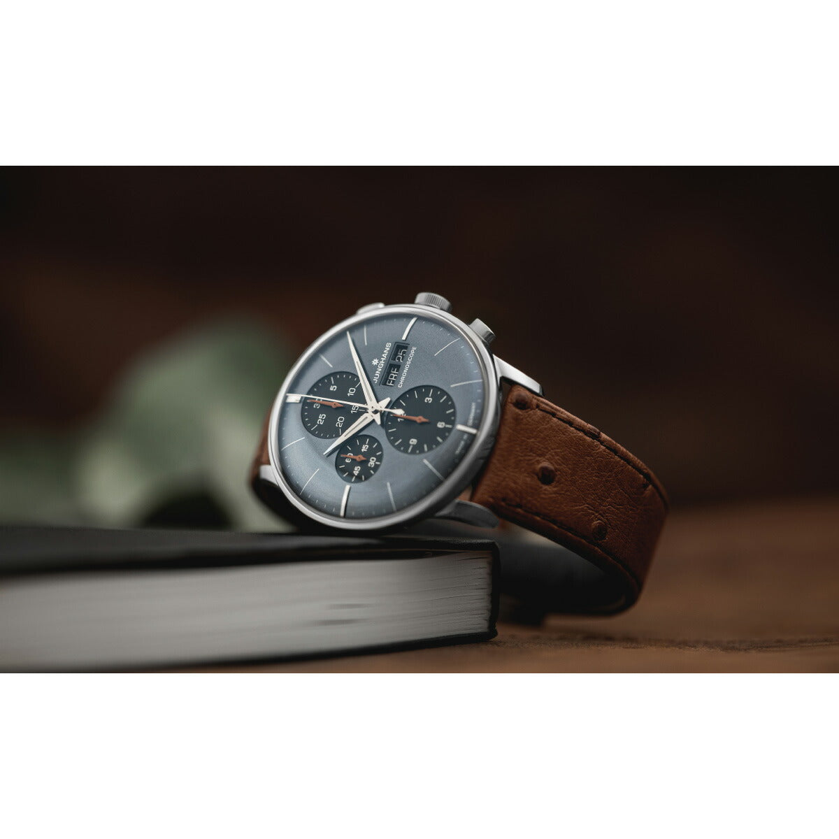 ユンハンス JUNGHANS Meister Chronoscope マイスター クロノスコープ 腕時計 メンズ 自動巻き クロノグラフ 27 4224 03【60回分割手数料無料！】
