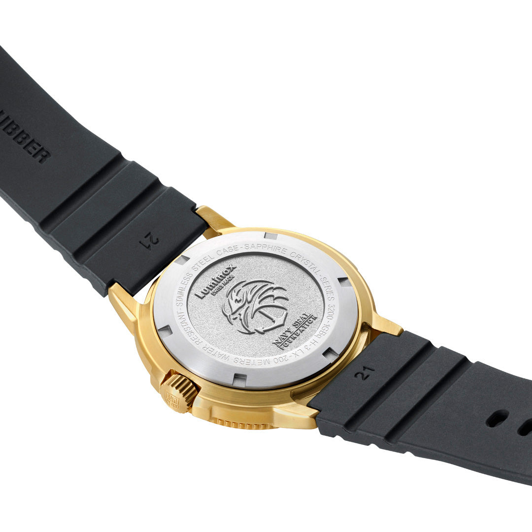 ルミノックス LUMINOX SEA SERIES NAVY SEAL FOUNDATION 3200 SERIES 腕時計 メンズ ダイビングウォッチ 3221.NSF【60回分割手数料無料！】