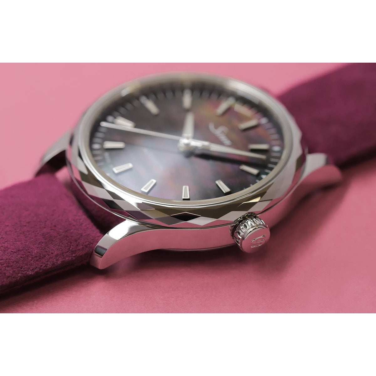Sinn ジン 534 Mother-of-Pearl S 自動巻き 腕時計 Classic Timepieces Ladies Watches クラシック アルカンター ベリーレッド ドイツ製【60回分割手数料無料！】