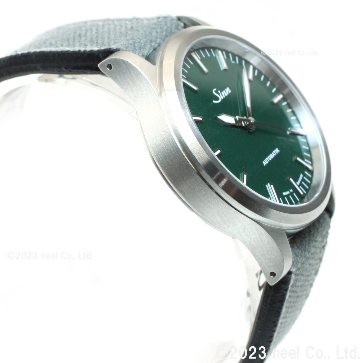 【60回分割手数料無料！】Sinn ジン 556 Emerald Green 自動巻き 腕時計 メンズ Instrument Watches インストゥルメント ウォッチ エメラルドグリーン キャンバスレザーストラップ ドイツ製