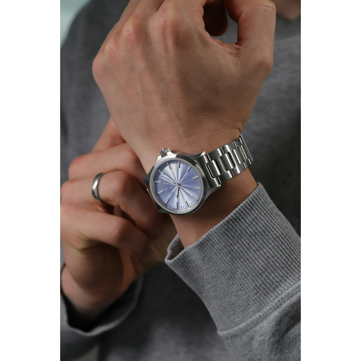 Sinn ジン 556 IceBlue 自動巻 限定 腕時計 Pilot Watches パイロットウォッチ ファインアジャスト付ブレスレット ドイツ製【2025 新作】【60回分割手数料無料！】