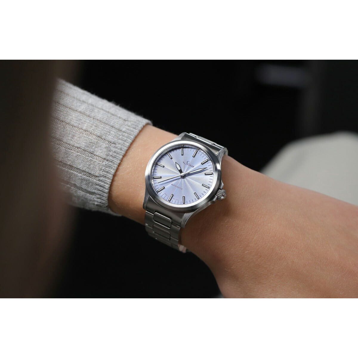 Sinn ジン 556 IceBlue 自動巻 限定 腕時計 Pilot Watches パイロットウォッチ ファインアジャスト付ブレスレット ドイツ製【2025 新作】【60回分割手数料無料！】