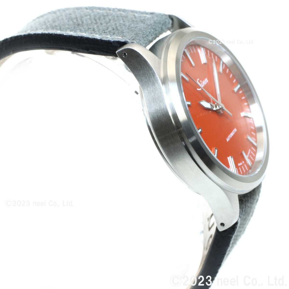 【60回分割手数料無料！】Sinn ジン 556 Carnelian Red 自動巻き 腕時計 メンズ Instrument Watches インストゥルメント ウォッチ カーネリアンレッド キャンバスレザーストラップ ドイツ製