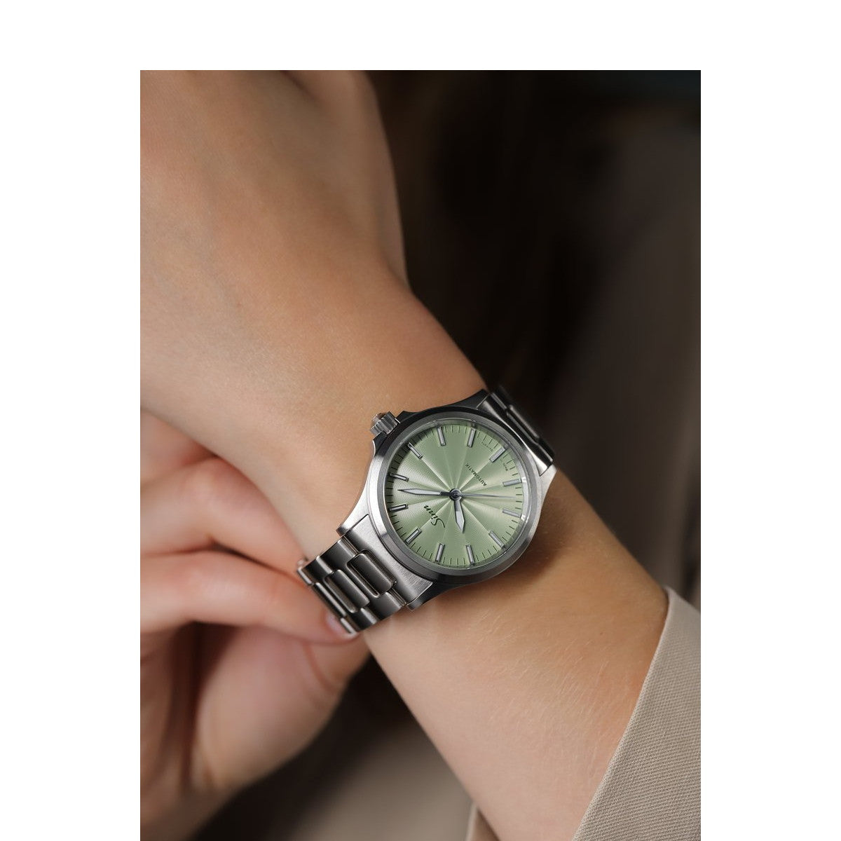 Sinn ジン 556 Sage 自動巻き 世界限定300本 腕時計 メンズ レディース Pilot Watches パイロットウォッチ ファインアジャスト付きブレスレット ドイツ製