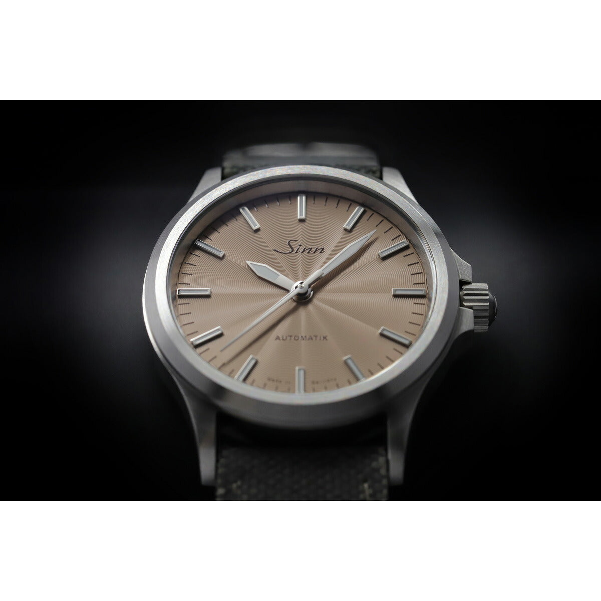 Sinn ジン 556 Sand 自動巻き 限定 腕時計 Pilot Watches パイロットウォッチ キャンバスレザーストラップ グレー ドイツ製【2025 新作】【60回分割手数料無料！】