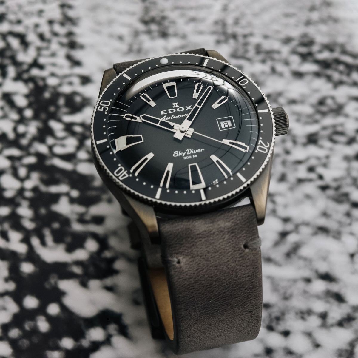 エドックス EDOX スカイダイバー デイト オートマティック リミテッドエディション 腕時計 メンズ 自動巻き ミリタリーウォッチ 世界限定600本 80126-3VIN-GDN SKYDIVER【60回分割手数料無料！】