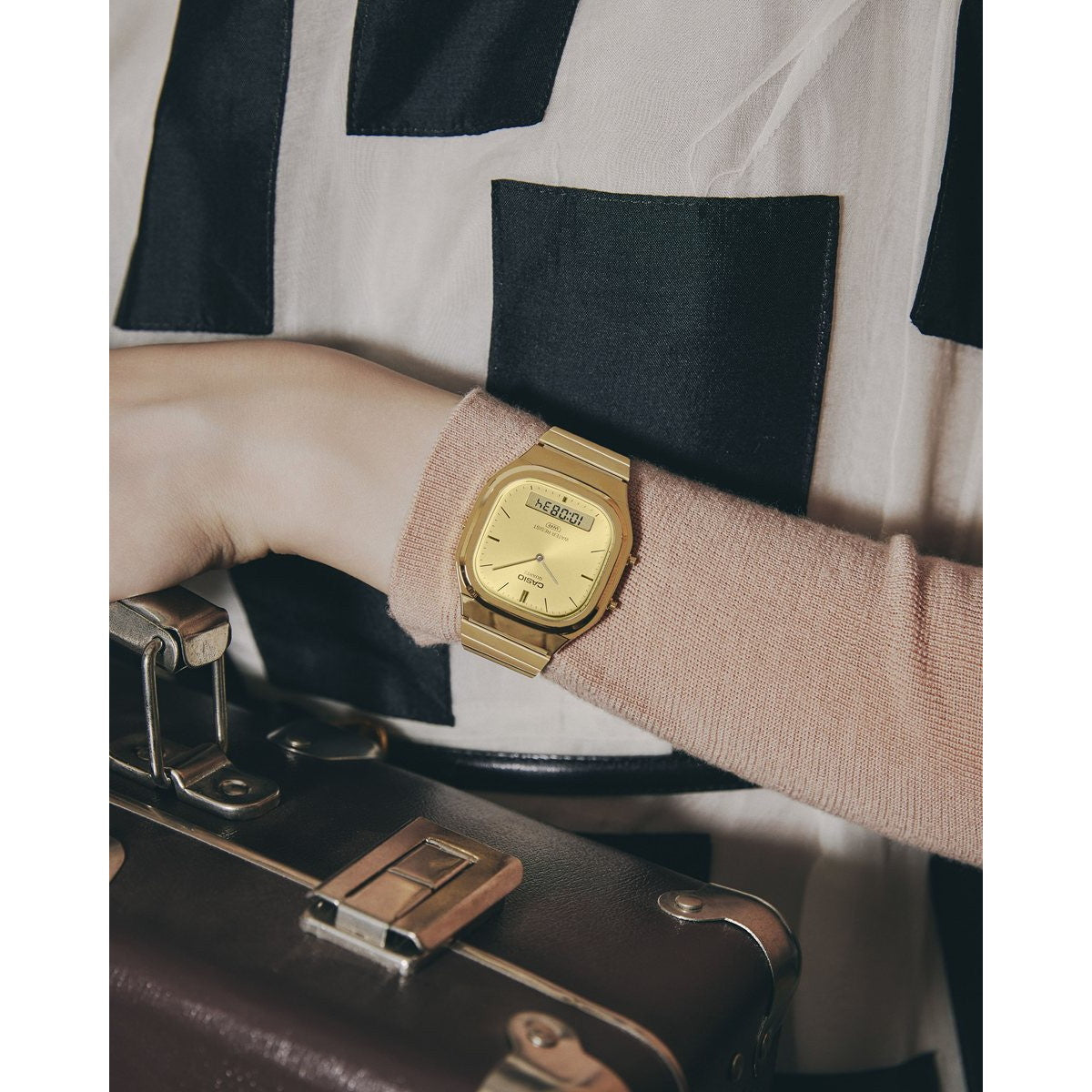 カシオ クラシック CASIO CLASSIC 限定モデル アナデジ 腕時計 AQ-240EG-9AJF ゴールド【2025 新作】