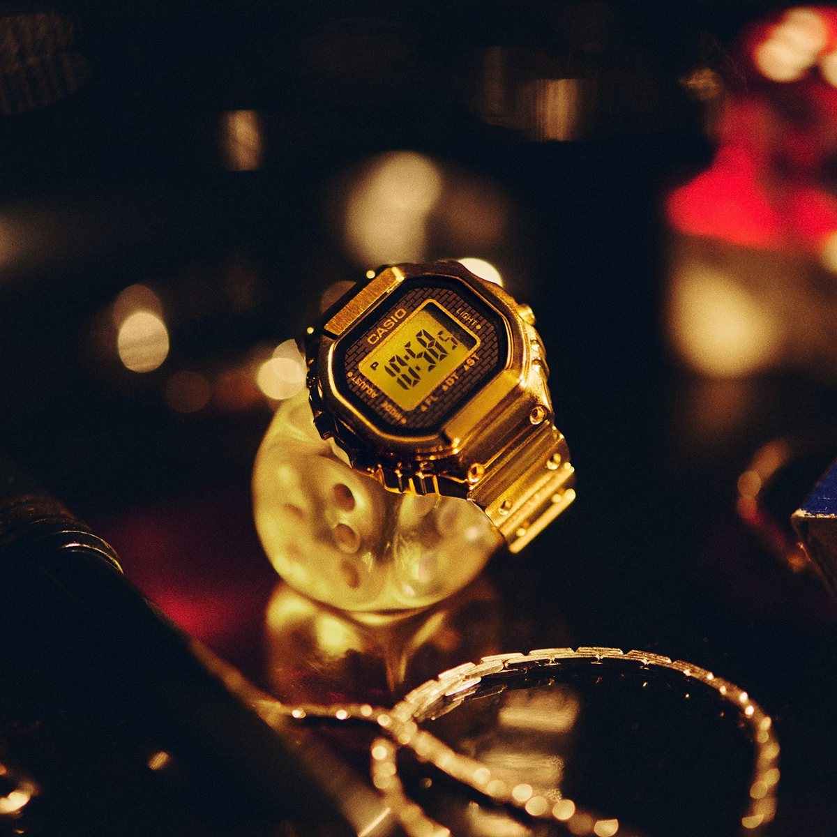 カシオ リングウオッチ CASIO RING WATCH 指輪型 デジタルウオッチ 時計 CRW-001G-9JR ゴールド【2025 新作】