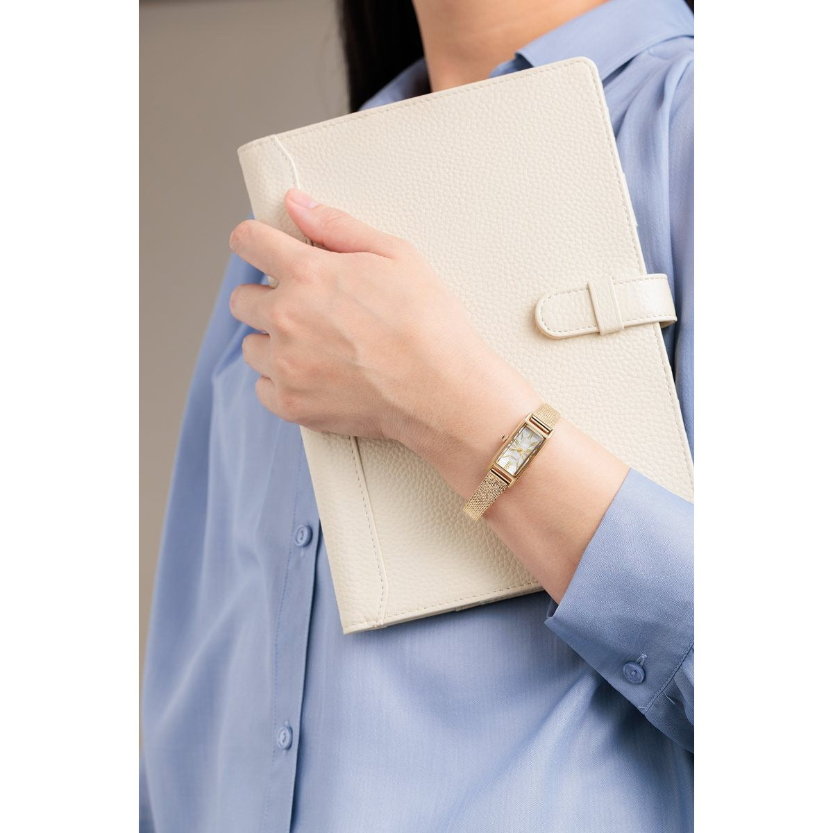 シチズン キー CITIZEN Kii: エコドライブ ソーラー 限定モデル 腕時計 レディース EG7043-33D 2way Model 替えバンド付属【2025 新作】