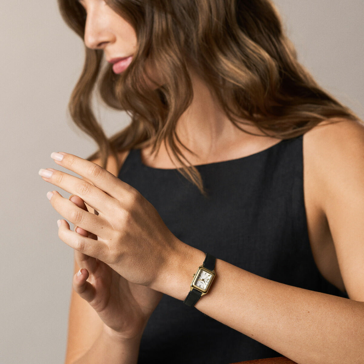 フォッシル FOSSIL 腕時計 レディース RAQUEL 三針 ブラック レザー ES5470【2026 新作】