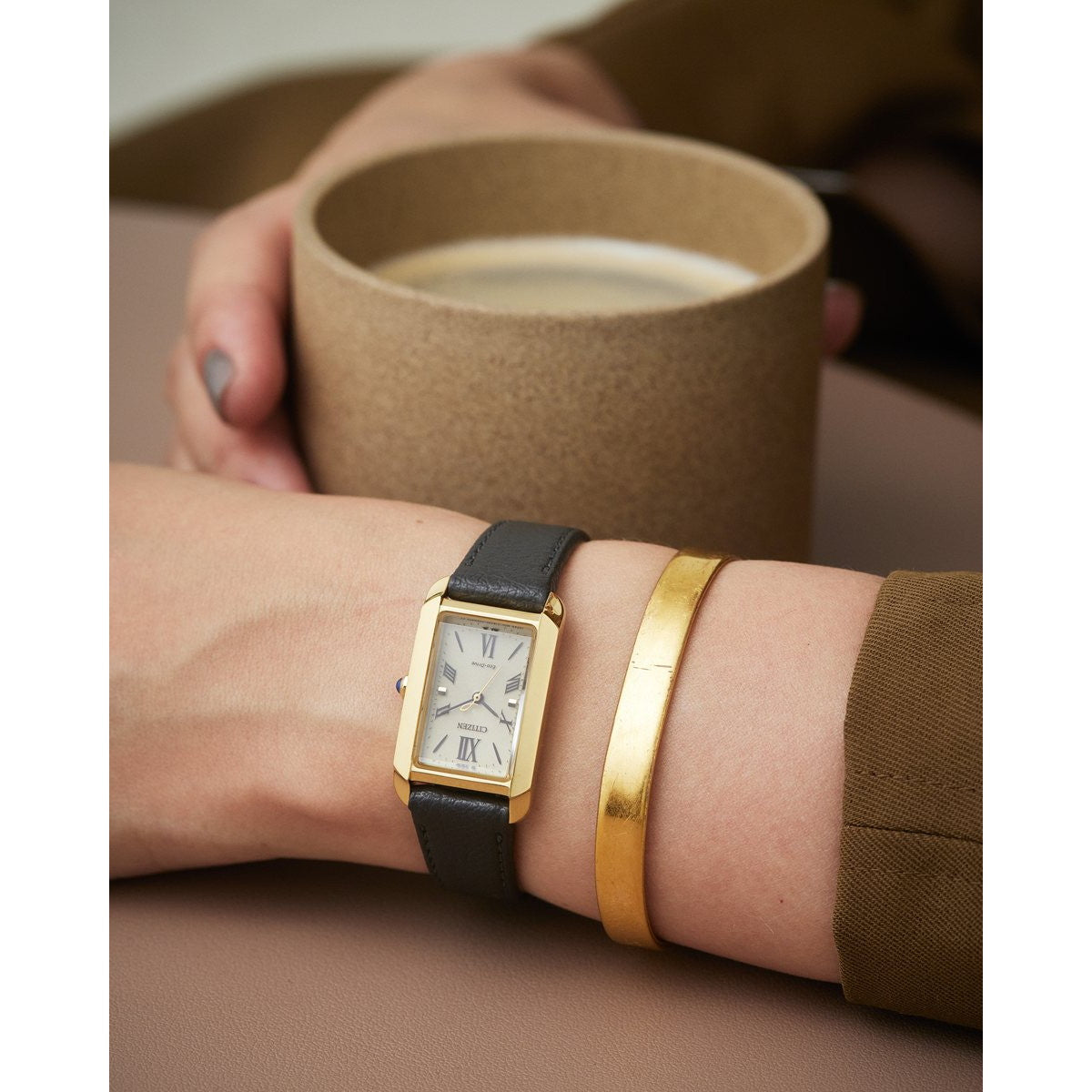 シチズン エル CITIZEN L エコドライブ 腕時計 レディース EW5622-09P SQUARE Collection【2025 新作】