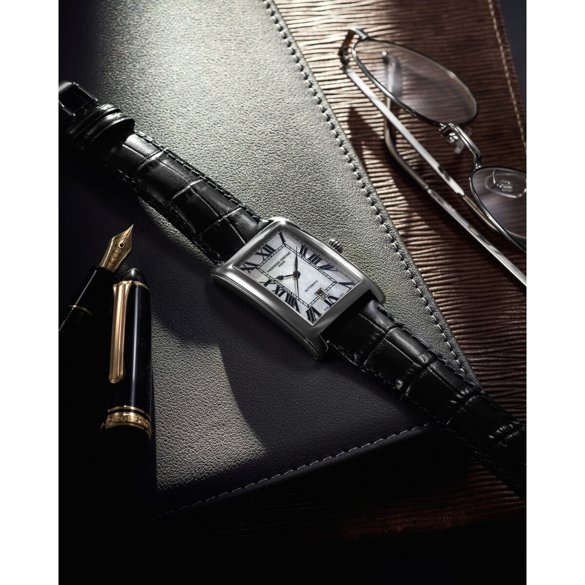 フレデリック コンスタント FREDERIQUE CONSTANT クラシック カレ オートマチック 日本限定 FC-303MPW4C6 腕時計 自動巻き【2025 新作】【60回分割手数料無料！】