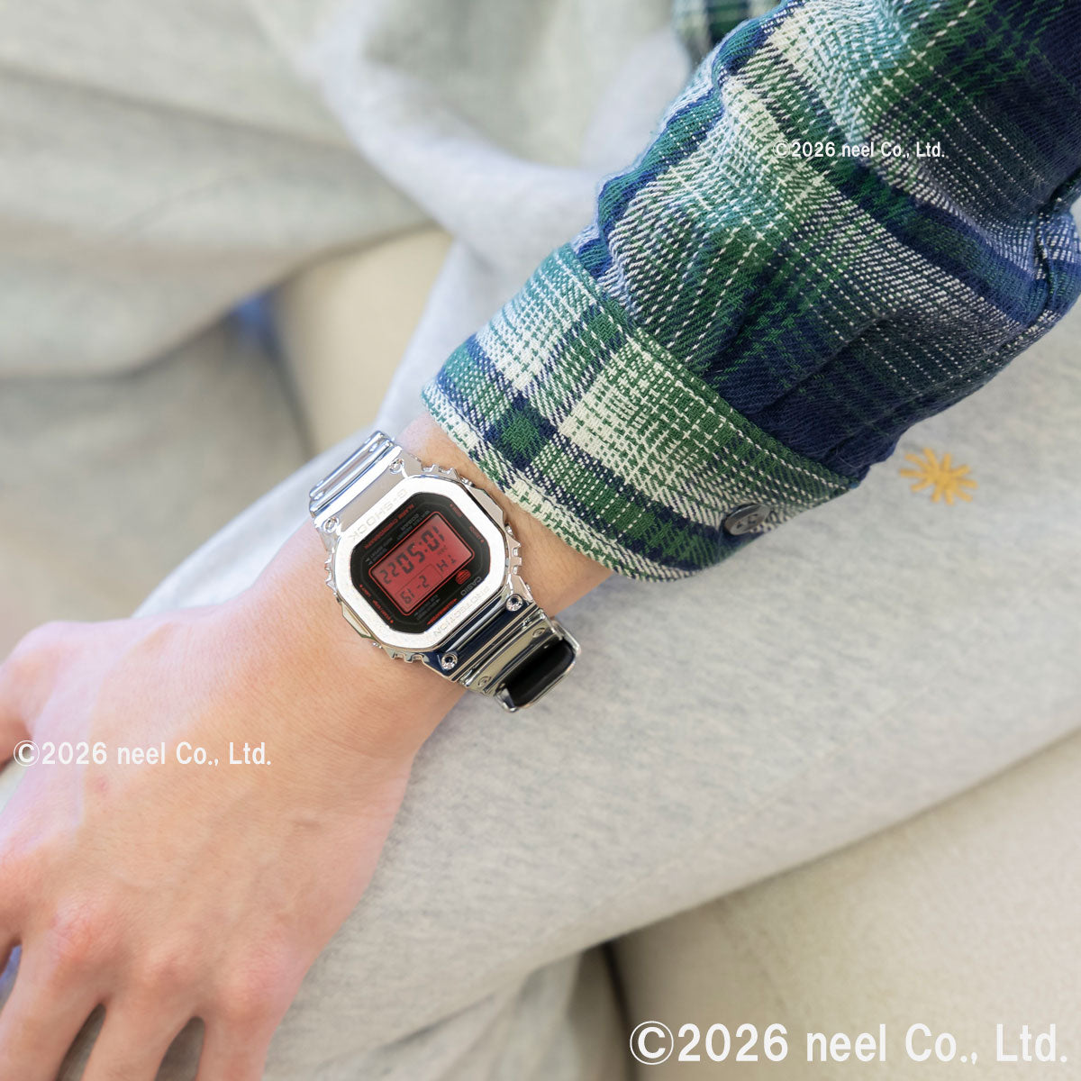 G-SHOCK デジタル カシオ Gショック CASIO 腕時計 メンズ GM-5600YRA-8JF FINE METALLIC SERIES シルバー メタルベゼル【2026 新作】