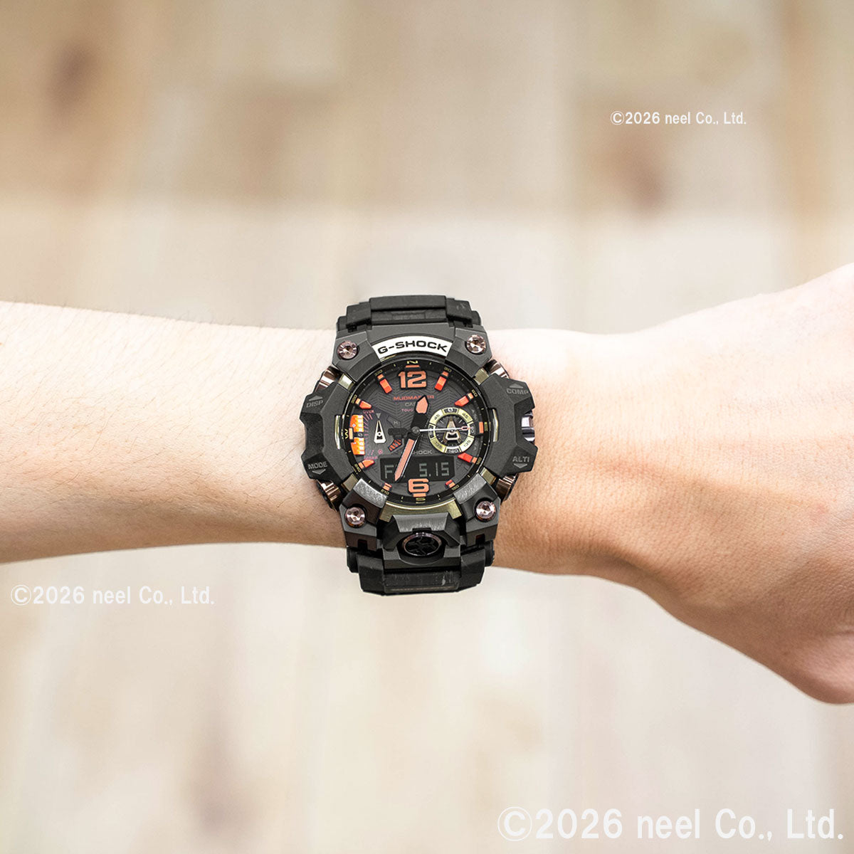 G-SHOCK 電波 ソーラー 電波時計 カシオ Gショック マッドマスター MUDMASTER CASIO 限定 腕時計 MASTER OF G GWG-B1000MG-1A9JR マグマ Magma Gold【2026 新作】