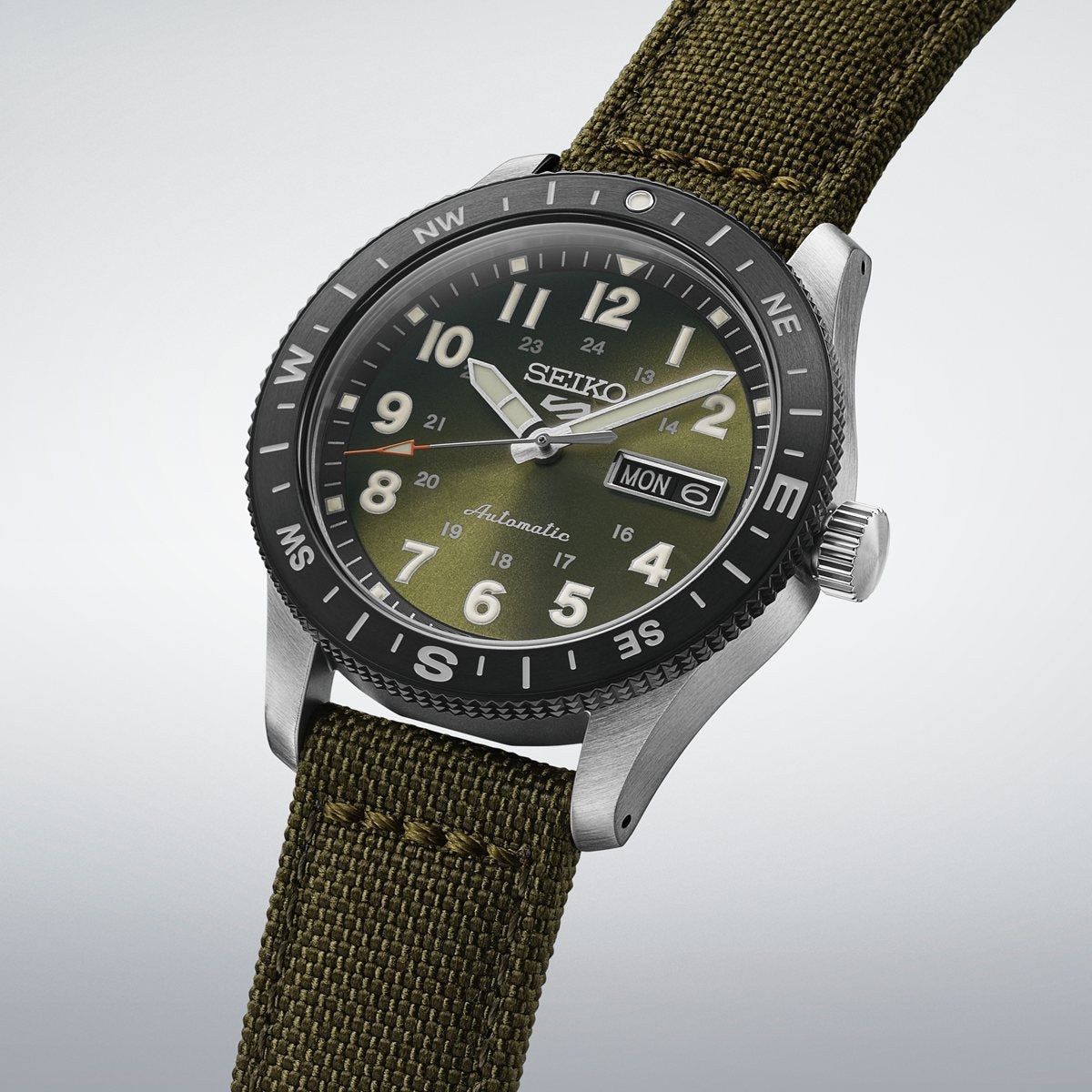 セイコー5 スポーツ SEIKO 5 SPORTS 自動巻き メカニカル 腕時計 メンズ セイコーファイブ フィールド Field Series HDB008J【2026 新作】