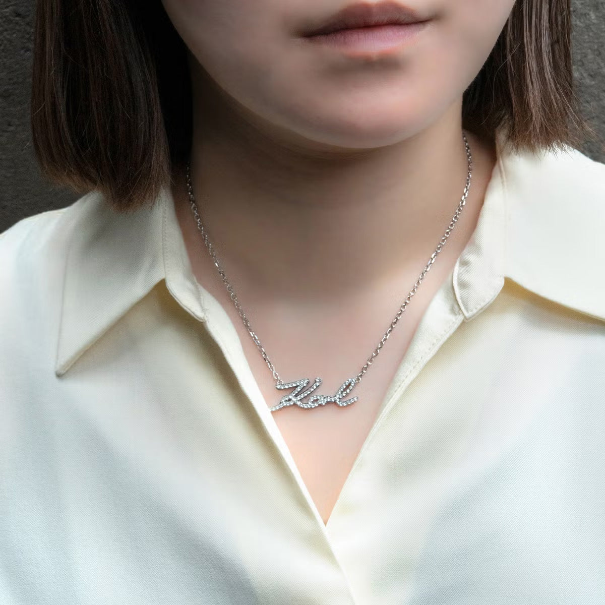 カール ラガーフェルド KARL LAGERFELD ネックレス ペンダント アクセサリー チャームコレクション Charm Collection シルバー クリスタル ホワイト KLAYD04