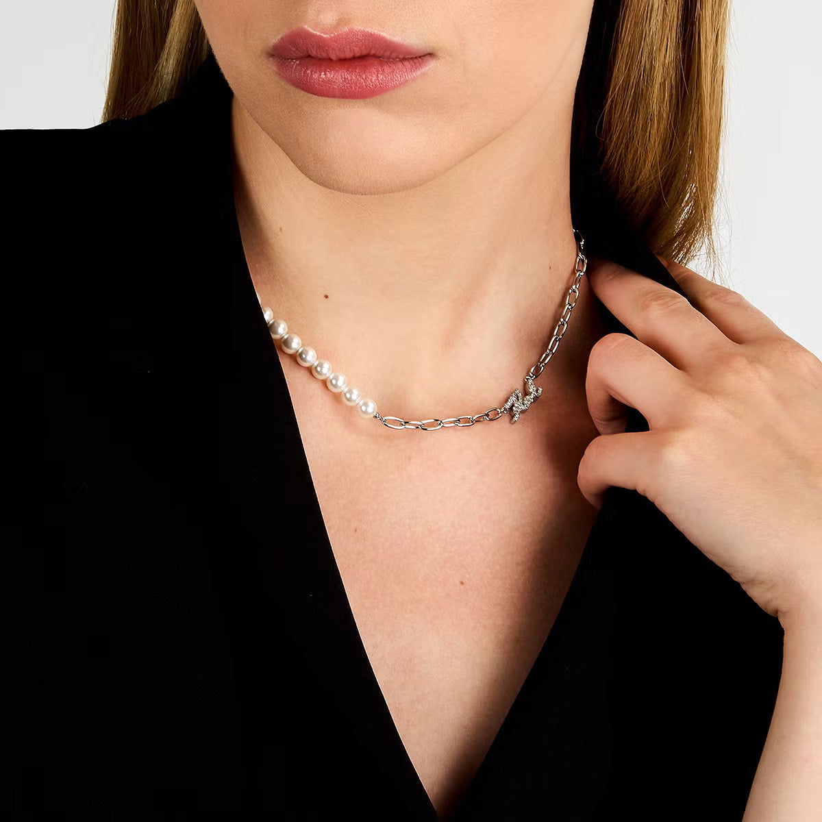 カール ラガーフェルド KARL LAGERFELD ネックレス ペンダント アクセサリー パールコレクション Pearl Collection シルバー シェル パール ホワイト クリスタル KLAYR03