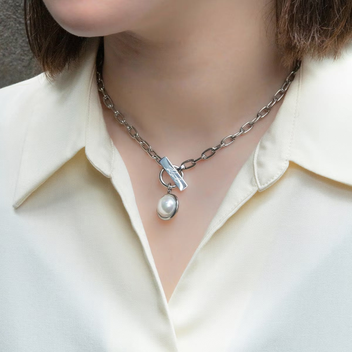 カール ラガーフェルド KARL LAGERFELD ネックレス ペンダント アクセサリー パールコレクション Pearl Collection シルバー シェル パール ホワイト KLAYR04