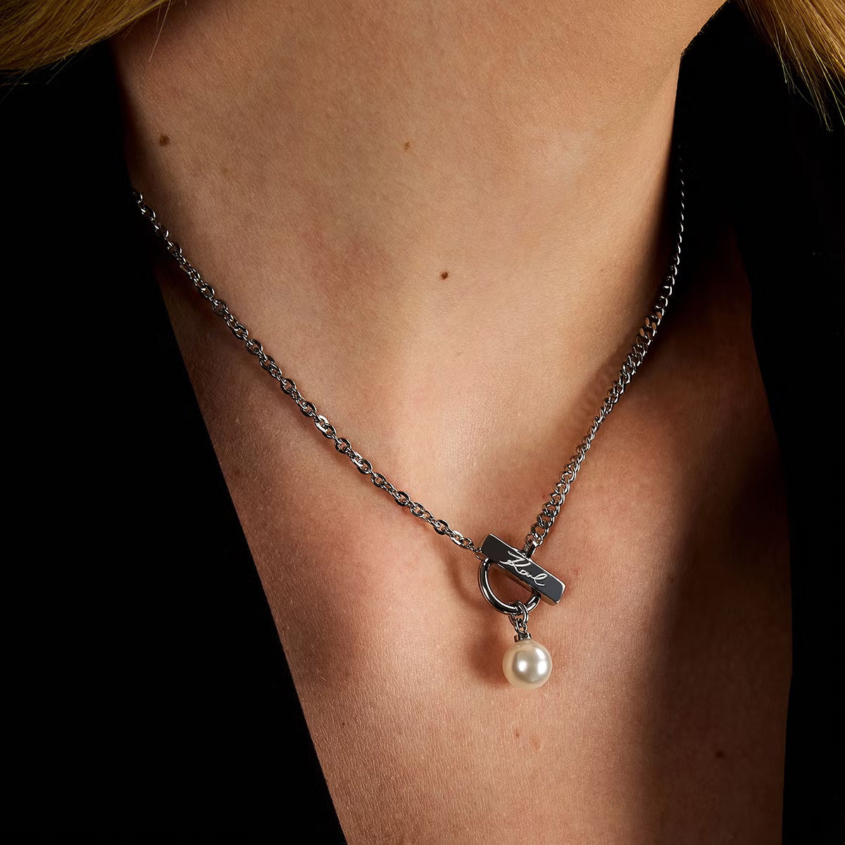 カール ラガーフェルド KARL LAGERFELD ネックレス ペンダント アクセサリー パールコレクション Pearl Collection シルバー シェル パール ホワイト KLAYR05